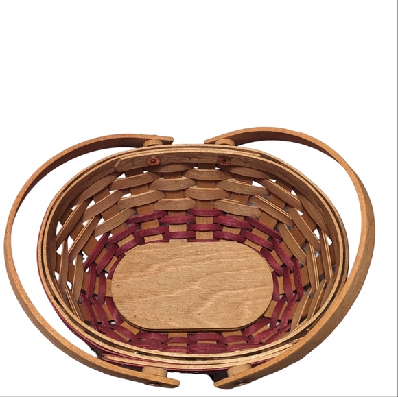 Longaberger gumdrop basket with plastic insert - Picture 4 of 4